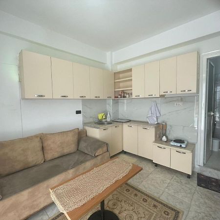 Apartament Тирана Екстер'єр фото