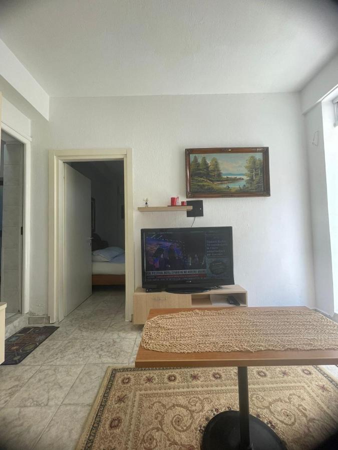 Apartament Тирана Екстер'єр фото